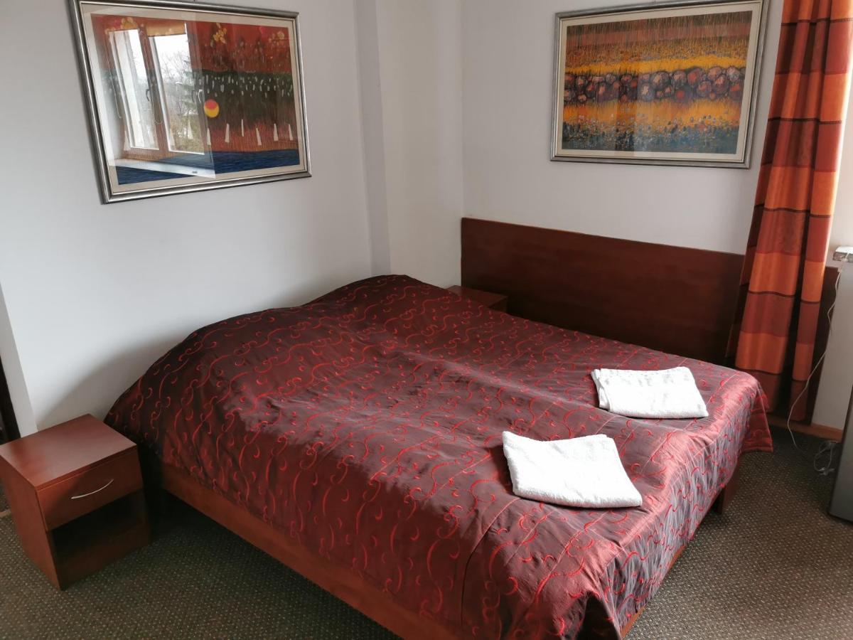 Dukat Hotel Horyniec Eksteriør billede